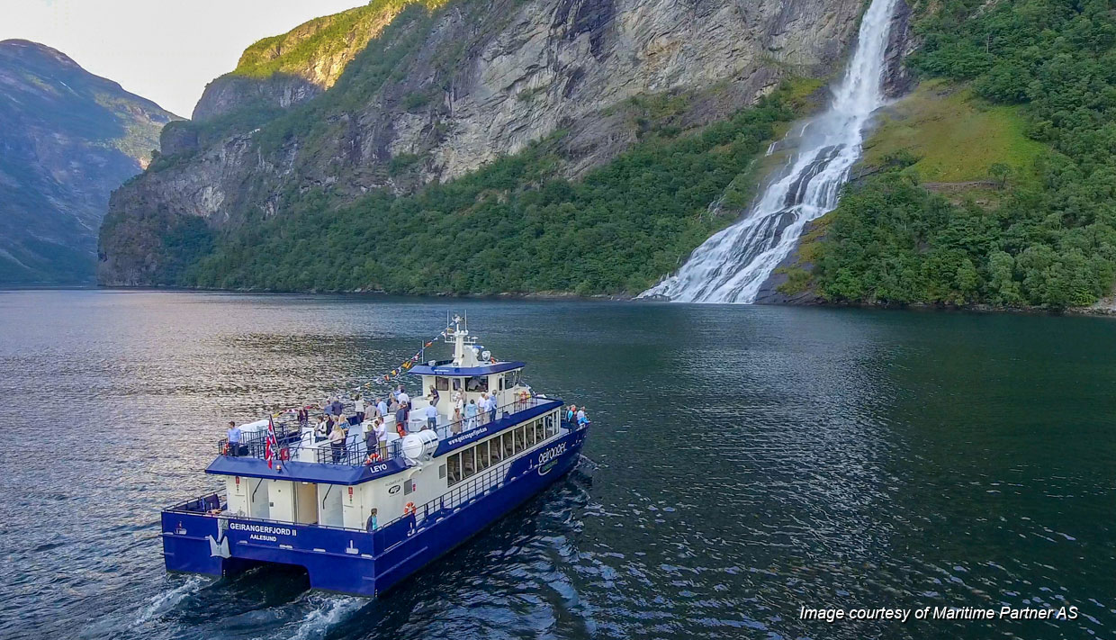 geirangerfjord cruise alesund
